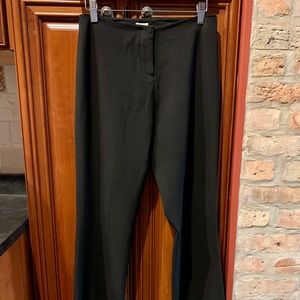 CACHE BLACK FITTED PANTS WITH ZIP & SIDE SLIT AT BOTTOM OF PANTS. WOMANS SIZE 2
